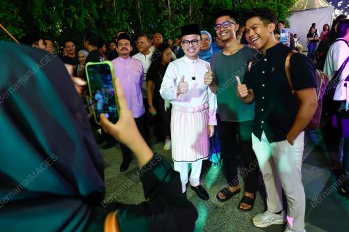 DATUK FAHMI FADZIL