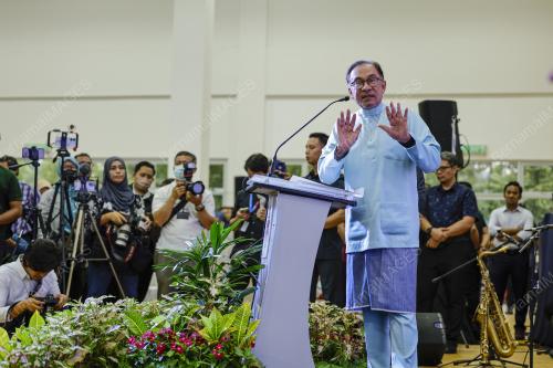 DATUK SERI ANWAR IBRAHIM