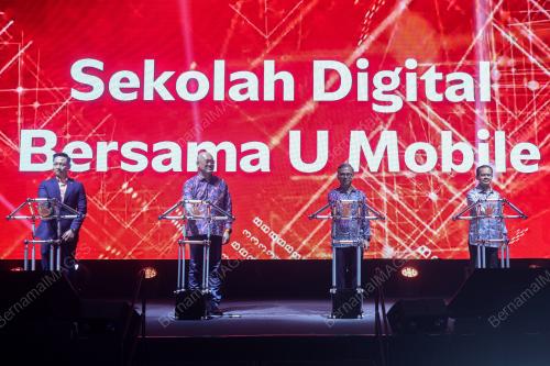FAHMI FADZIL