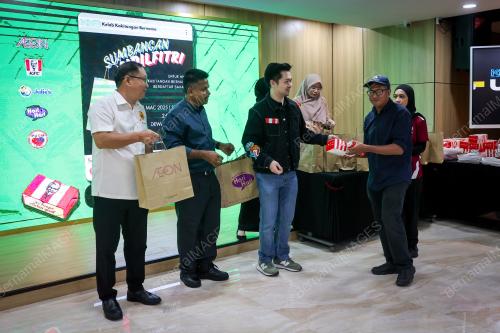 SUMBANGAN AIDILFITRI KELAB KAKITANGAN BERNAMA