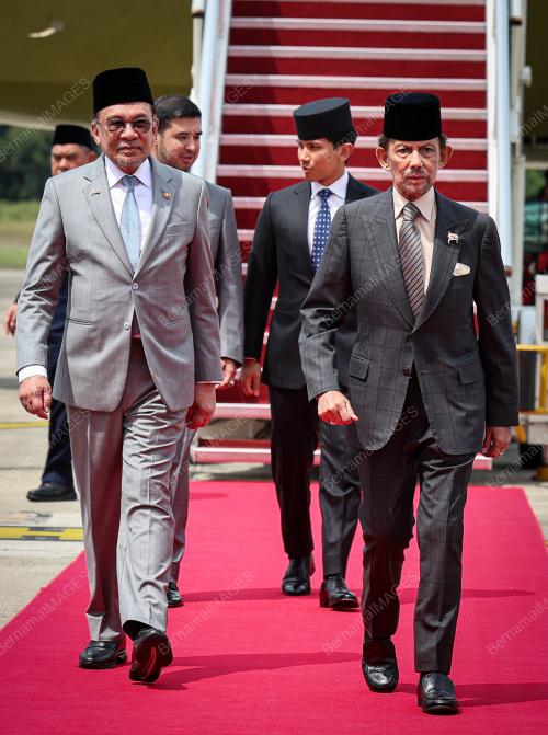 SULTAN HASSANAL BOLKIAH