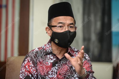 DATUK DR NOOR AZMI GHAZALI