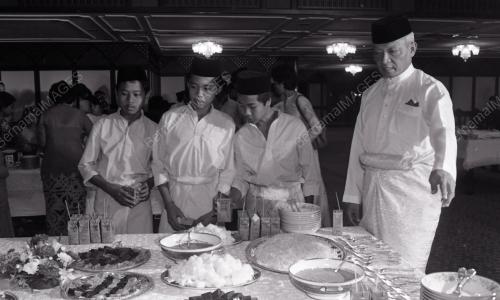 SULTAN AHMAD SHAH AL-MUSTAIN BILLAH
