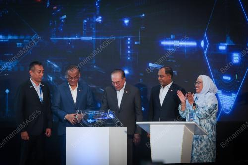 DATUK SERI ANWAR IBRAHIM