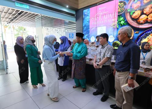 DATUK SERI DR ABDUL FATTAH ABDULLAH