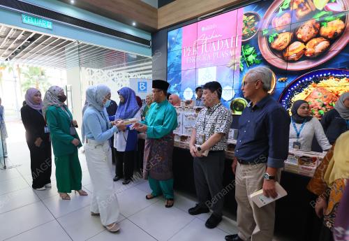 DATUK SERI DR ABDUL FATTAH ABDULLAH