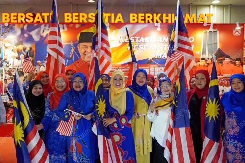 DATUK SERI DR NORAINI AHMAD