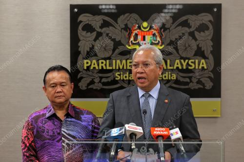TAN SRI ANNUAR MUSA