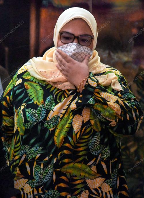 SITI BAINUN AHD RAZALI