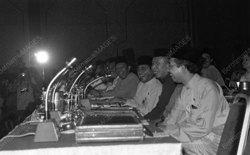 KL67_08072015_MESYUARAT_UMNO