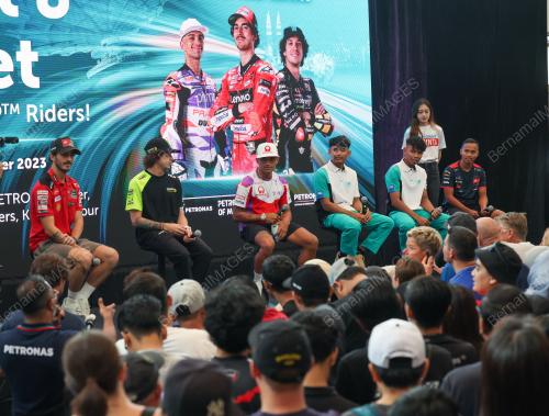 SESI BERTEMU PEMINAT BERSAMA PENUNGGANG MOTOGP
