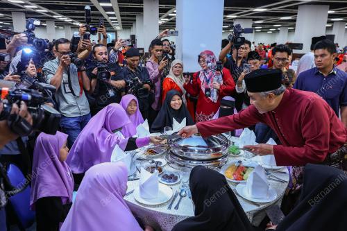 DATUK SERI DR. AHMAD ZAHID HAMIDI