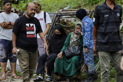 KANAK-KANAK LEMAS