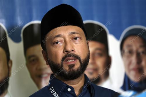 DATUK SERI MUKHRIZ MAHATHIR