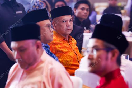DATUK ARMIZAN MOHD ALI