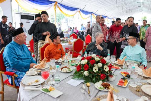 DATUK SERI FADILLAH YUSOF