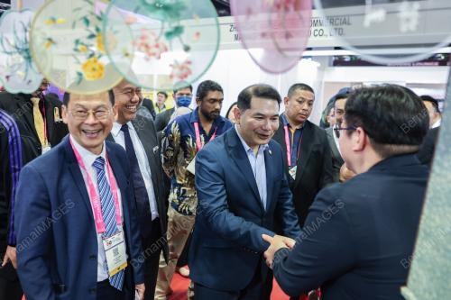 RAFIZI RAMLI