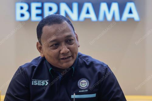 DATUK HAMZAH HUSSIN