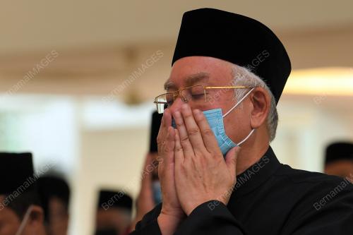 DATUK SERI MOHD NAJIB TUN ABDUL RAZAK