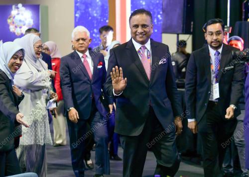 DATUK SERI REEZAL MERICAN