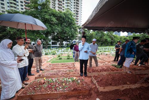 ALLAHYARHAM PROF EMERITUS DATUK ABU BAKAR ABD HAMID