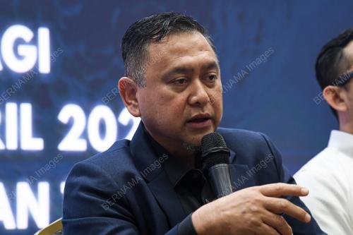 PROF MADYA DATUK DR BADRUL AKMAL HISHAM