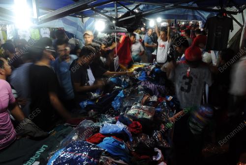 KL67_24062017_AIDILFITRI_PERSIAPAN