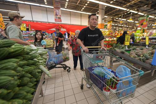 PERSIAPAN TAHUN BARU CINA