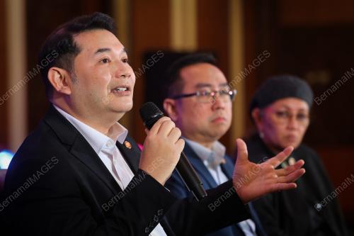 RAFIZI RAMLI