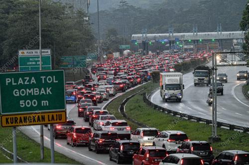 ALIRAN TRAFIK PANTAI TIMUR