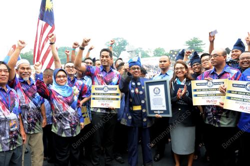 KL67_29082015_BANGGA