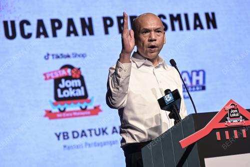 DATUK ARMIZAN MOHD ALI
