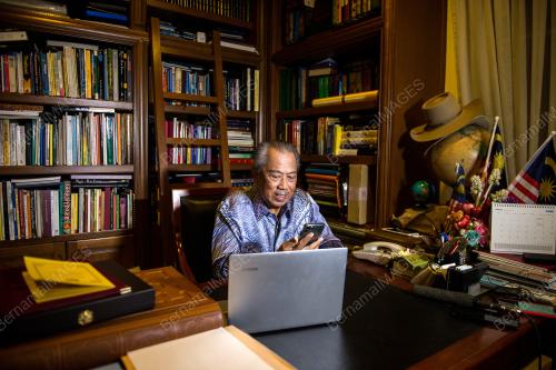 TAN SRI MUHYIDDIN YASSIN