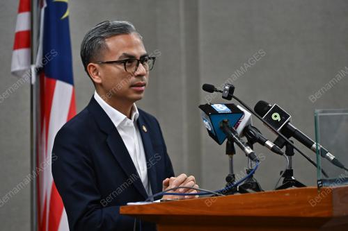 FAHMI FADZIL
