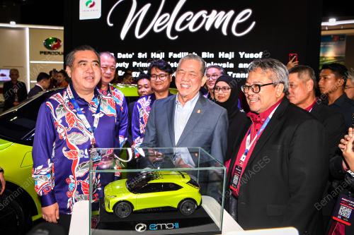 DATUK SERI FADILLAH YUSOF