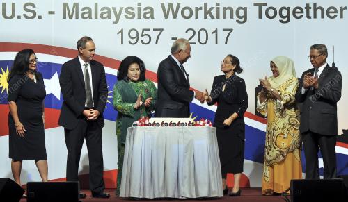 KL68_11072017_PM
