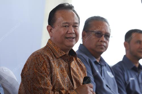 DATUK SERI ALEXANDER NANTA LINGGI