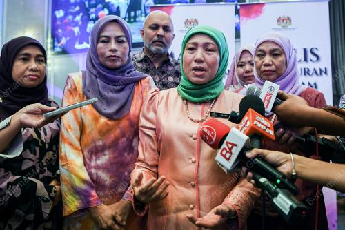 DATUK SERI NANCY SHUKRI