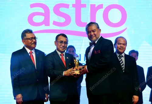 KL68_16112017_ANUGERAH_KESELAMATAN_BN201711141352
