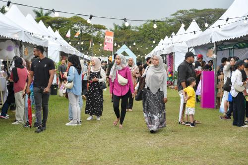 KARNIVAL ROCK N RIUH