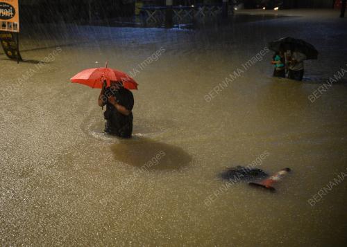 TINJAUAN BANJIR SEKITAR IBU KOTA