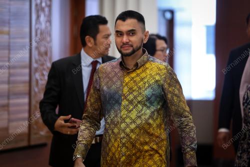 KHAIRUL FIRDAUS AKHBAR KHAN