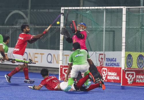PIALA TUN ABDUL RAZAK