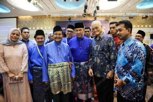 KL68_26112016_UPSI