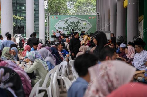 AIDILFITRI BERSAMA KOMUNITI WPKL