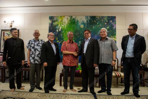 TAN SRI MUHYIDDIN YASSIN
