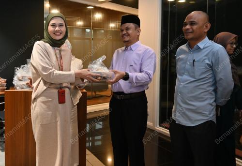 PENGAGIHAN PEK JUADAH BERBUKA