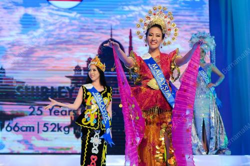 KL69_02102015_MISS_TOURISM
