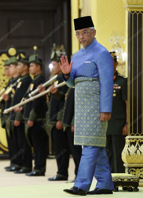 AL-SULTAN ABDULLAH RI'AYATUDDIN AL-MUSTAFA BILLAH SHAH 