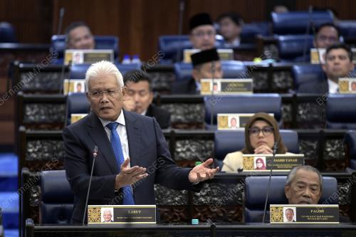 DATUK SERI HAMZAH ZAINUDIN